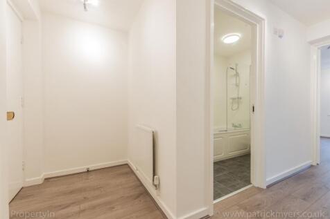 Flat 5, Dominic C...