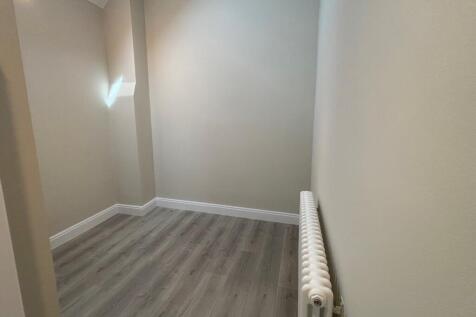 Bedroom 2A
