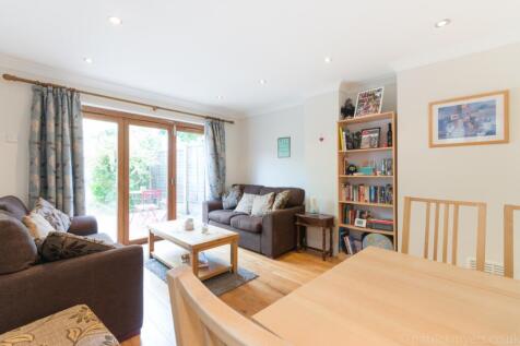 49a Landcroft Roa...