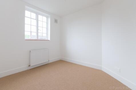 2 Braeside Court-7