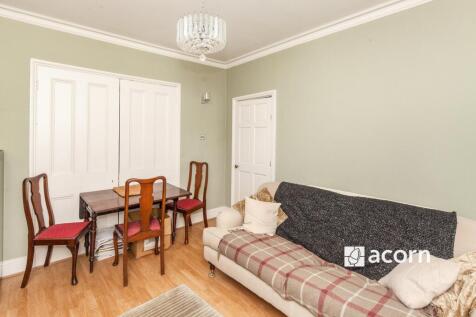 15557018-26a8-f01...