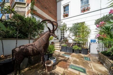 Property Image 11