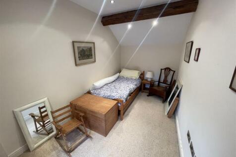 bed4.jpg