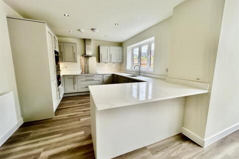 kitchen new.JPG