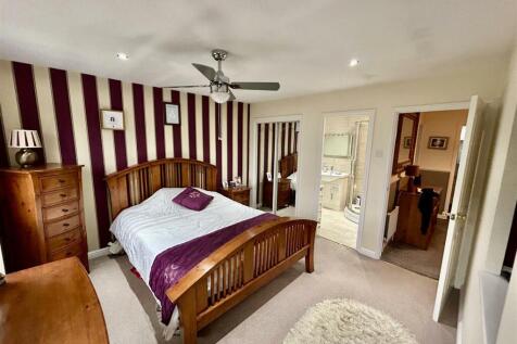 bed111.JPG