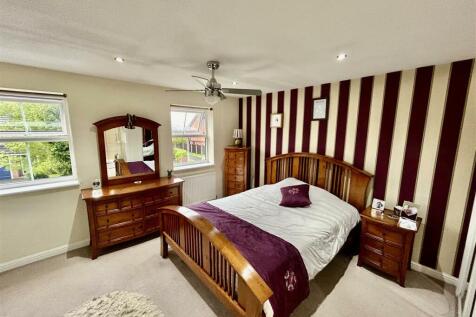 bed1.JPG