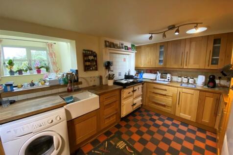 Kitchen..jpg