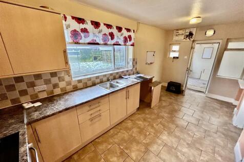 kitchen1.JPG