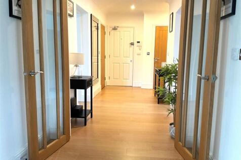 new hall1.jpg