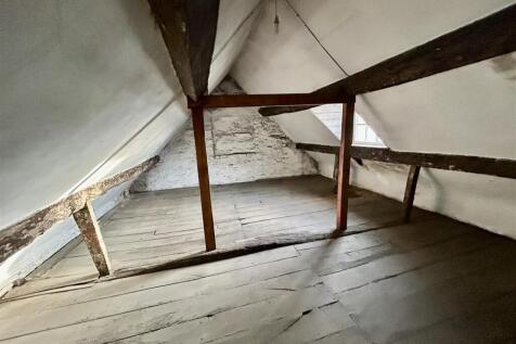 attic3.JPG
