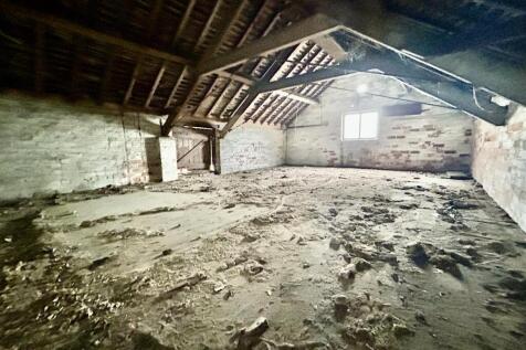barn1.JPG