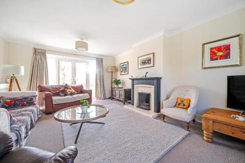 Sitting Room.JPG