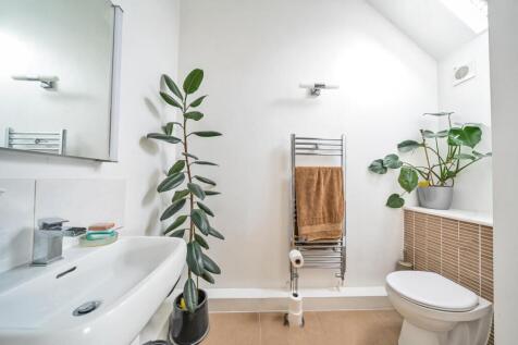 ensuite2.jpg