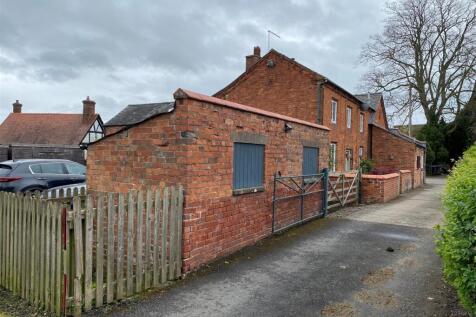 Brick outbuilding.jpg