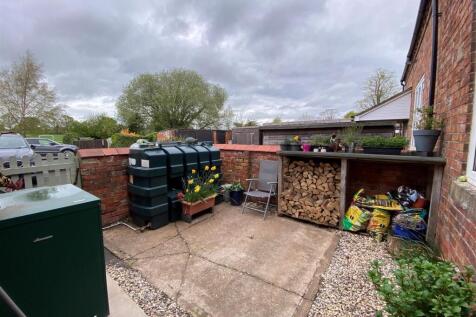 Rear yard.jpg