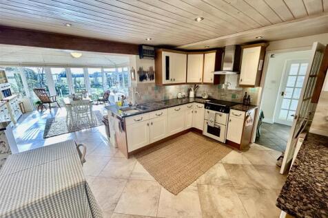kitchen1.JPG
