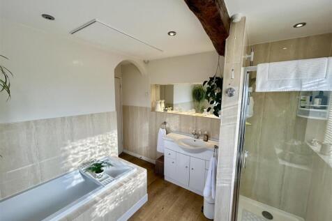 bath1.JPG