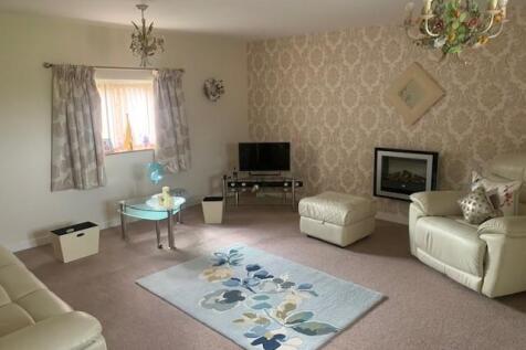 Living room.jpg