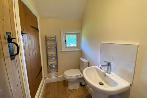 Shower room.jpg