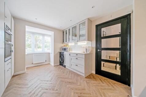 kitchen1.jpg