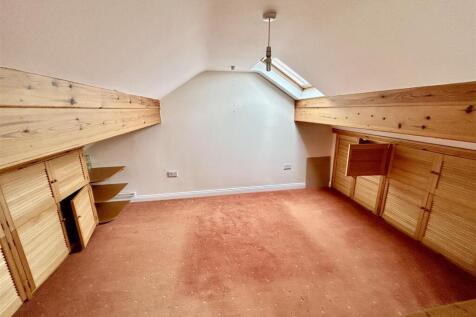 2bedroom.JPG