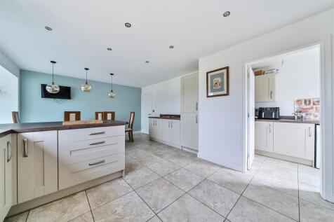 Kitchen with Dining 2