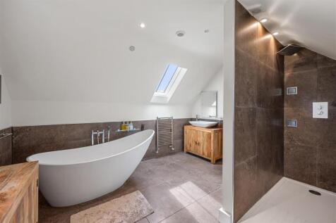 ensuite.jpg