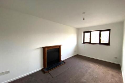 Living Room.jpg