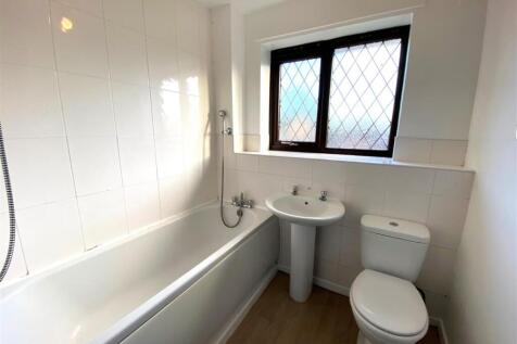 Bathroom.jpg