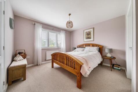 bed1.jpg