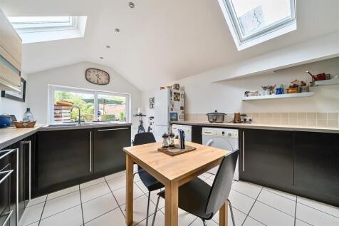 Kitchen .3