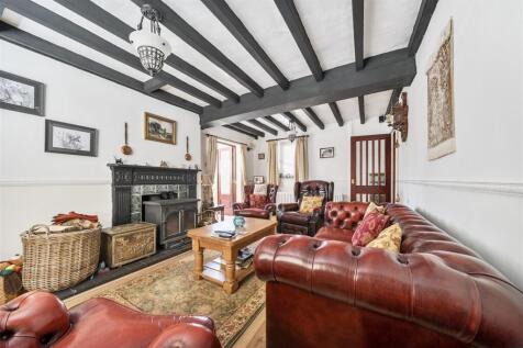 Sitting Room.jpg