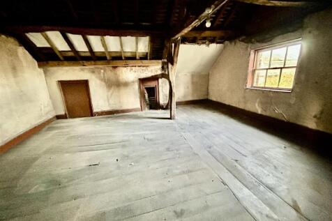 attic1.JPG