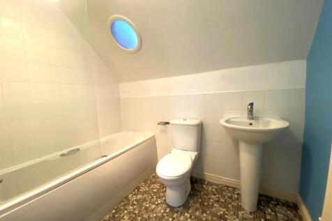 Bathroom.jpg