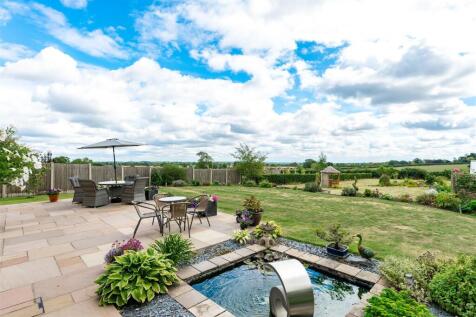patio2.jpg