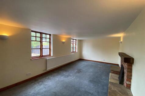 Living Room..jpg