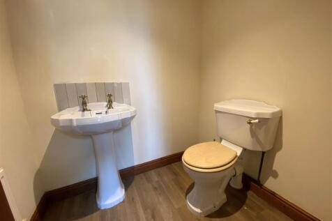 Downstairs WC.jpg
