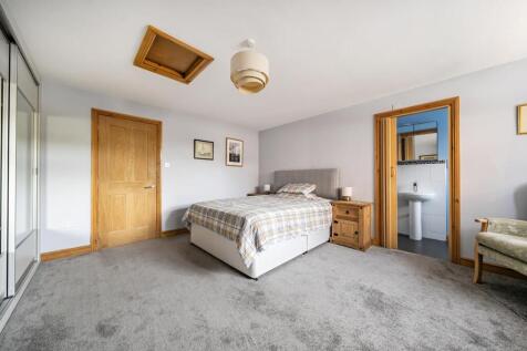 bed2.jpg
