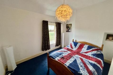 bed1.JPG
