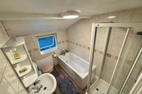 bath2.jpg