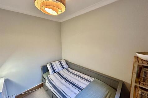 bed2.JPG