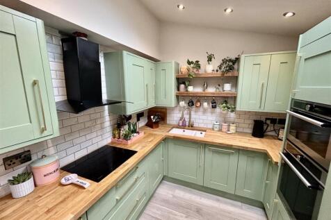 kitchen1.JPG