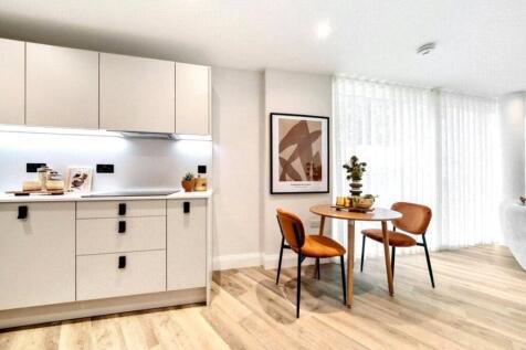 Screenshot 2025-1...