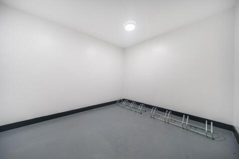 1387328-10-693169...