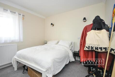 Bedroom (