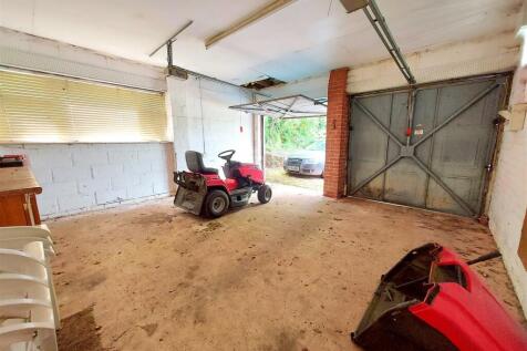 Double Garage