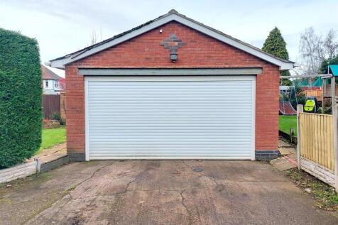 Detached Double Garage
