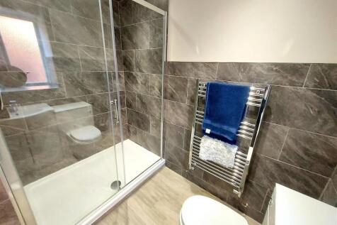 En Suite Shower Room