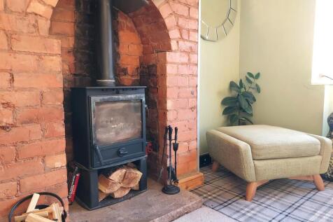 Feature Log Burner