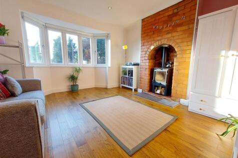 Sitting Room / Bedroom